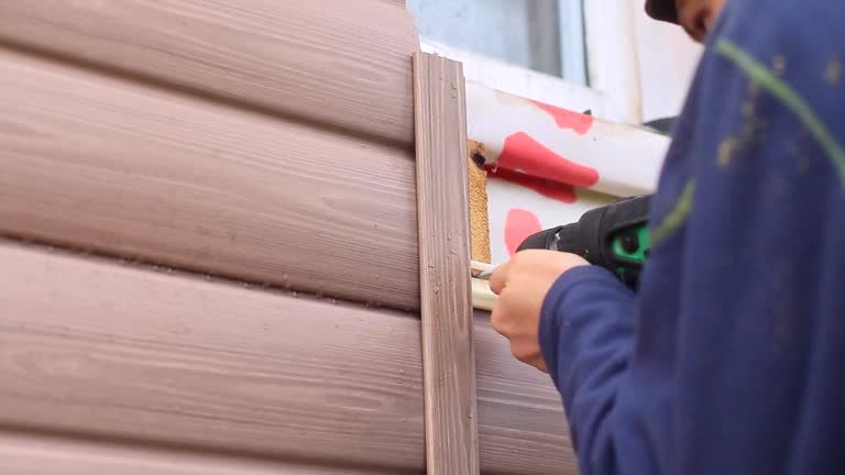 Best Siding Removal and Disposal  in Harahan, LA
